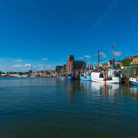 Ocean Water- 1 Og, Balkon, Ostseeblick, Kamin